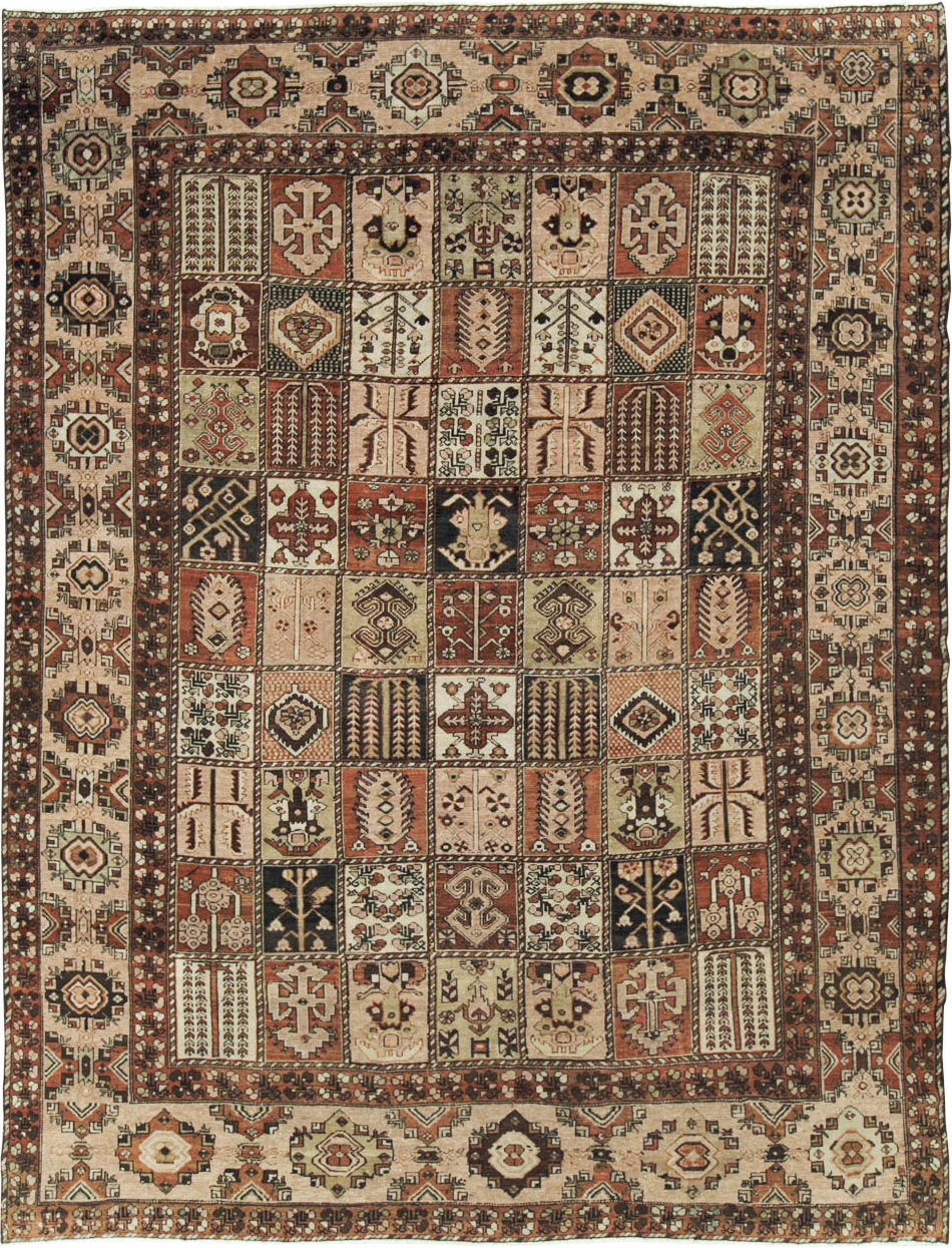 Vintage Persian Bakhtiari Room Size Rug, No.24672 - Staging