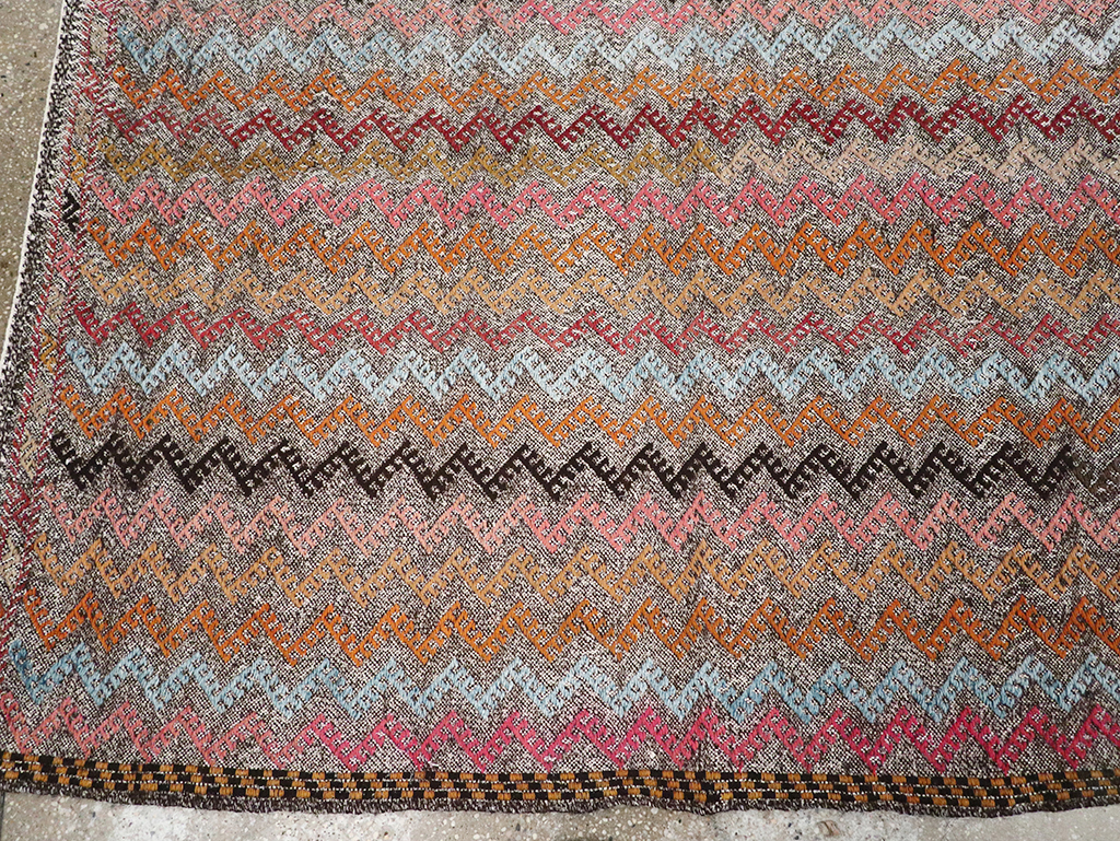 Vintage Turkish Flatweave Kilim, No.24800 - Staging
