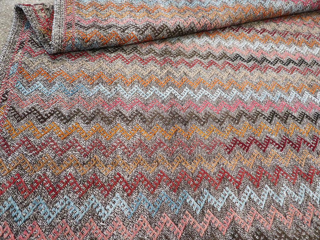 Vintage Turkish Flatweave Kilim, No.24800 - Staging