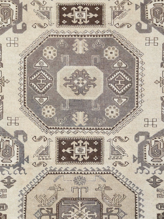 Vintage Persian Veece Carpet, No.24880 - Staging