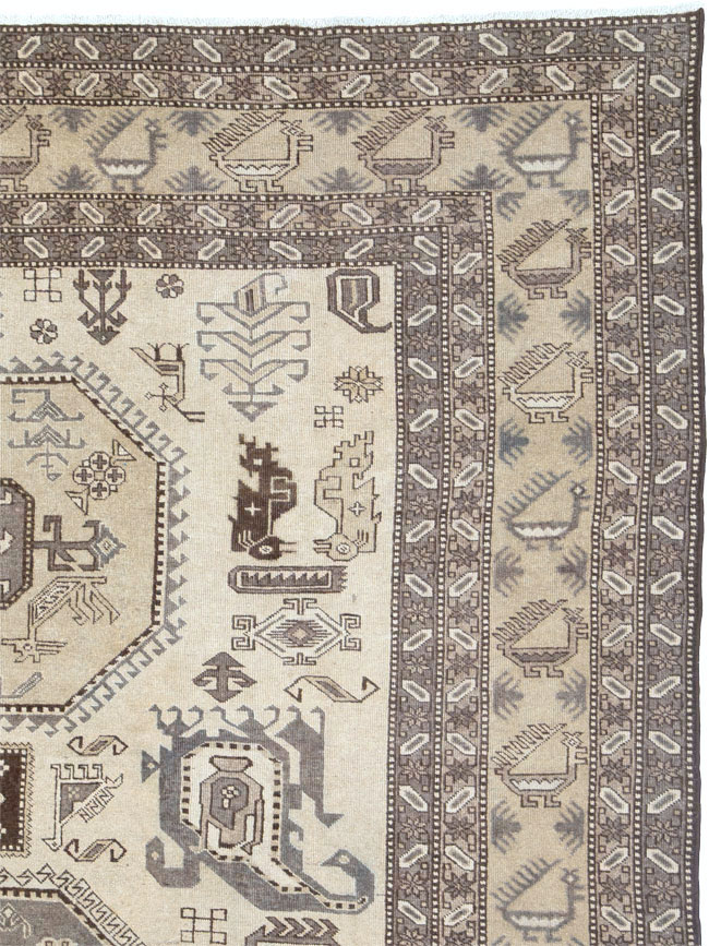 Vintage Persian Veece Carpet, No.24880 - Staging