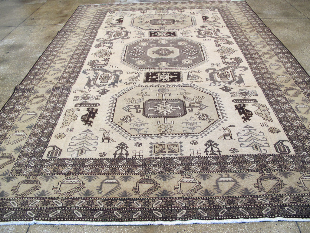Vintage Persian Veece Carpet, No.24880 - Staging