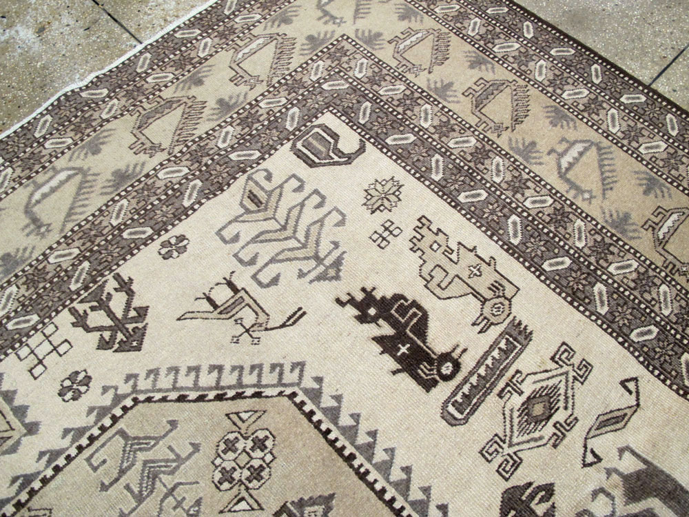 Vintage Persian Veece Carpet, No.24880 - Staging