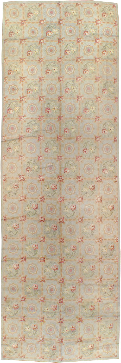 Vintage American Hooked Long and Narrow Gallery Carpet, No.25032 - Staging