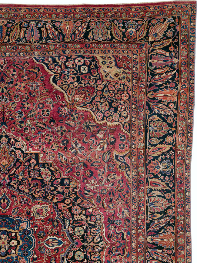 Antique Persian Sarouk Carpet, No.25095 - Staging