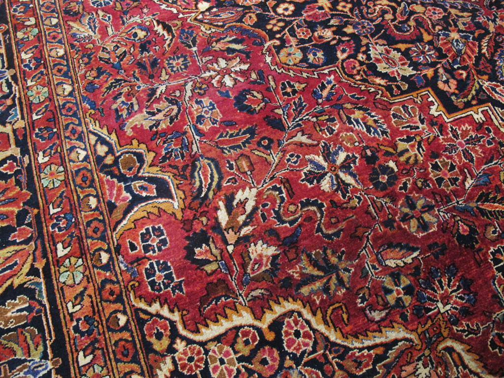 Antique Persian Sarouk Carpet, No.25095 - Staging
