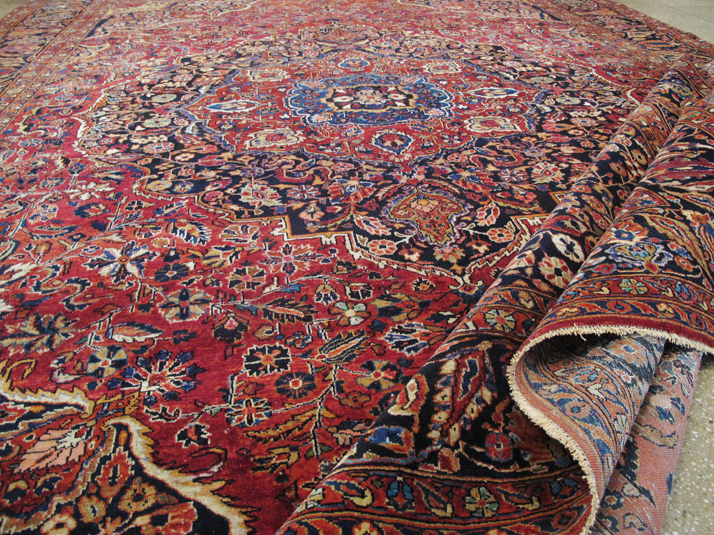 Antique Persian Sarouk Carpet, No.25095 - Staging