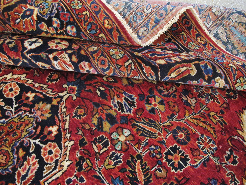 Antique Persian Sarouk Carpet, No.25095 - Staging