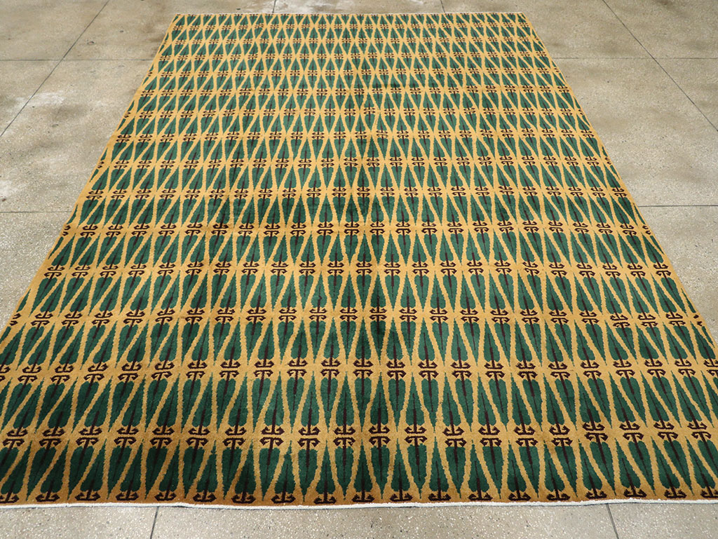 Vintage Turkish Anatolian Art Deco Carpet, No.25111 - Staging