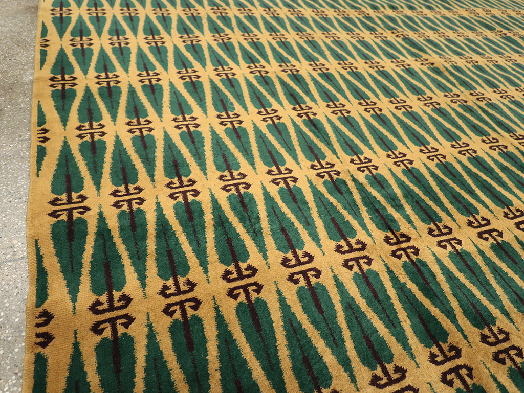 Vintage Turkish Anatolian Art Deco Carpet, No.25111 - Staging