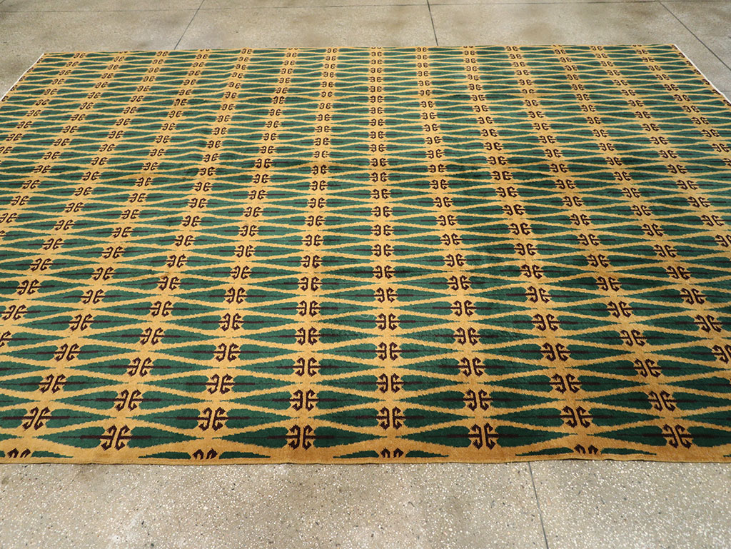 Vintage Turkish Anatolian Art Deco Carpet, No.25111 - Staging