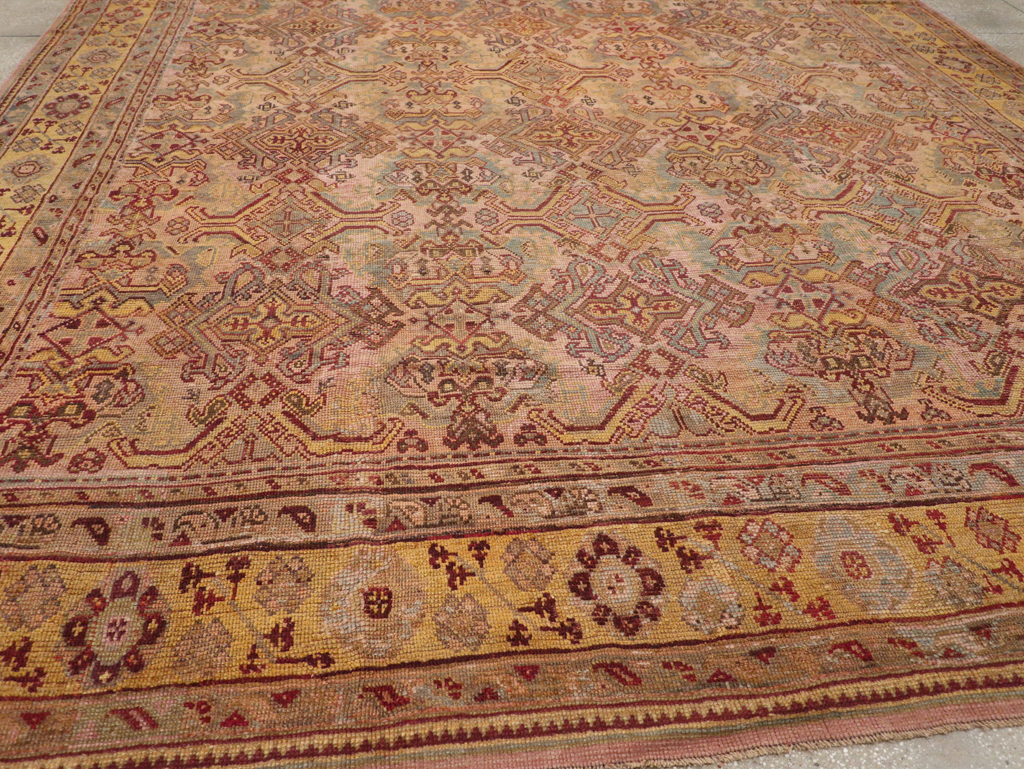 Antique Persian Oushak Carpet, No.25134 - Staging