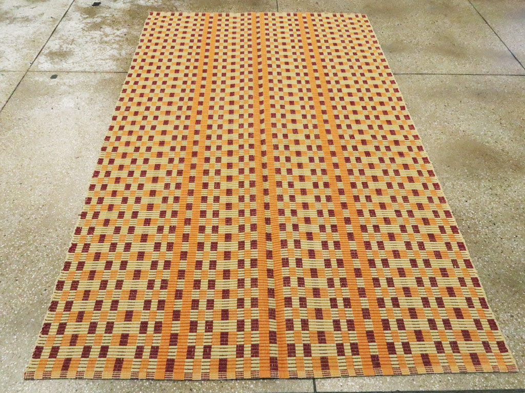Vintage European Flatweave Kilim, No.25138 - Staging