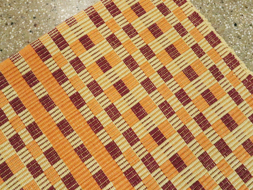 Vintage European Flatweave Kilim, No.25138 - Staging