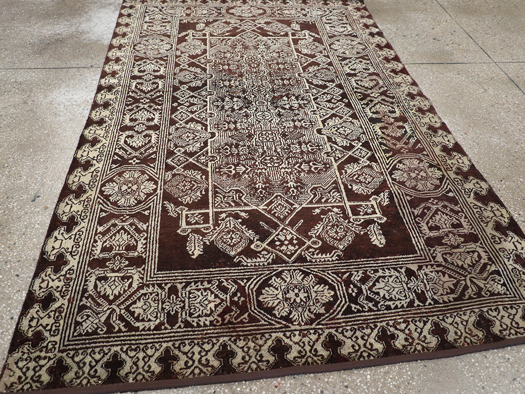 Antique Indian Agra Rug, No.25143 - Staging