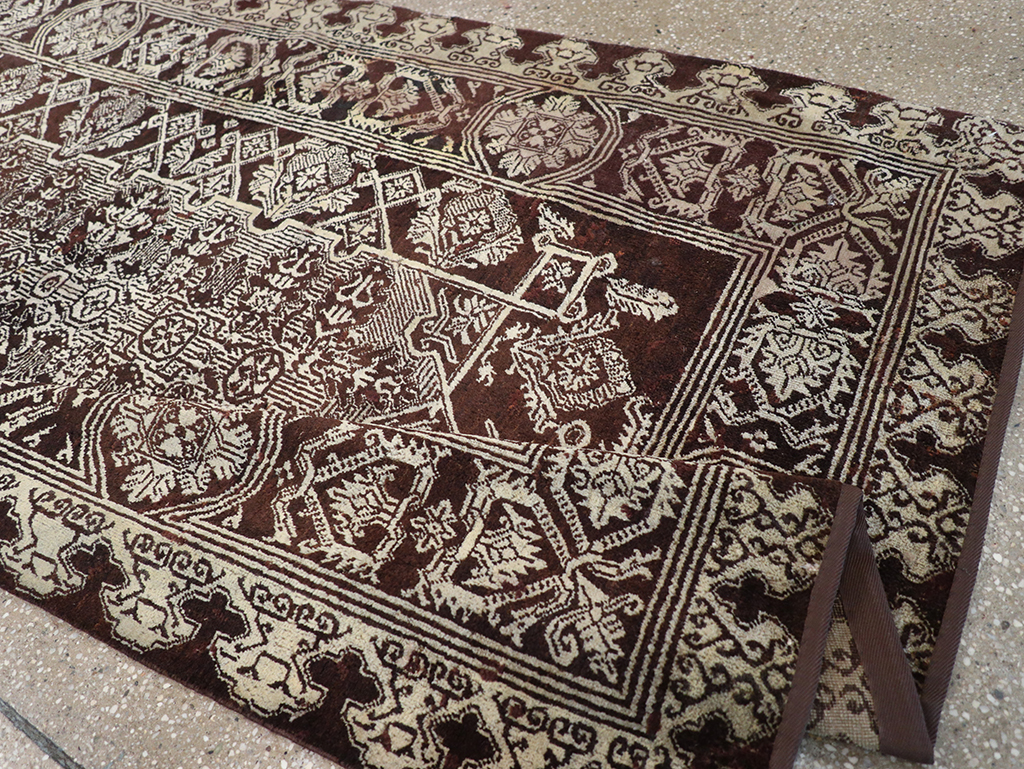 Antique Indian Agra Rug, No.25143 - Staging