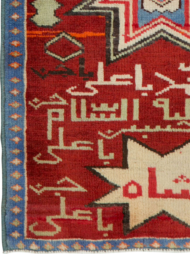 Vintage Persian Mahal Rug, No.25165 - Staging