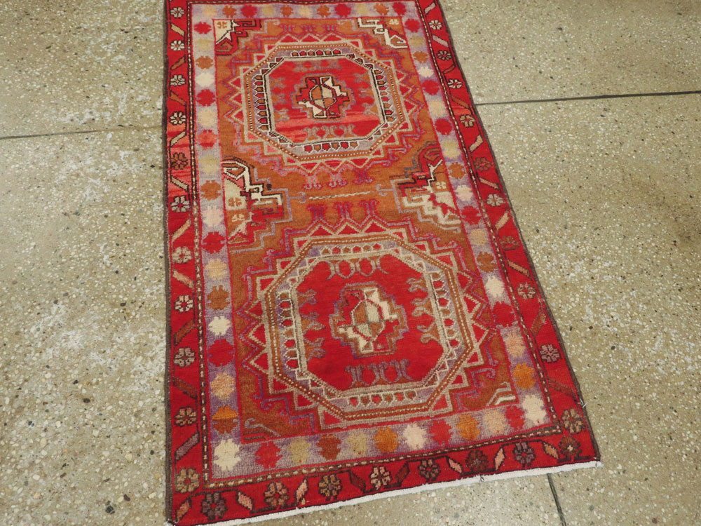 Vintage Persian Tabriz Rug, No.25170 - Staging