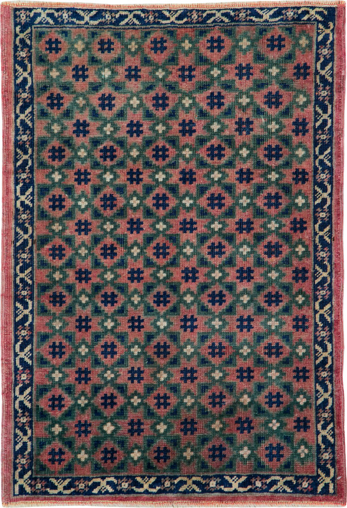 Vintage Baluch Rug, No.25195 - Staging