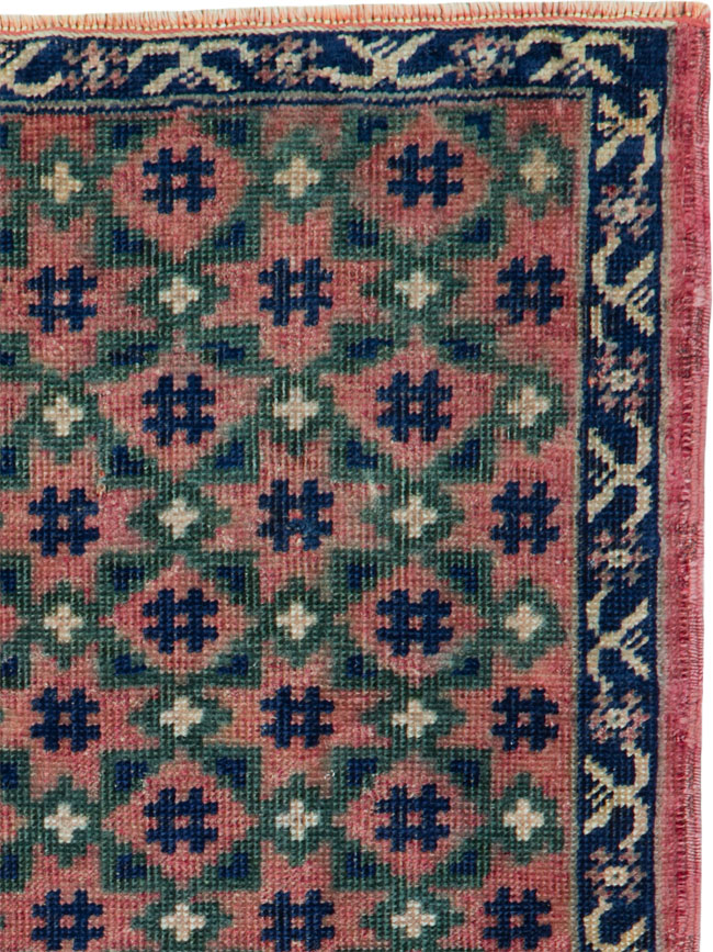 Vintage Baluch Rug, No.25195 - Staging