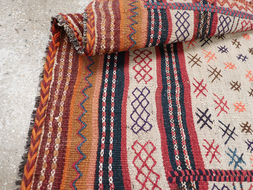 Vintage Persian Flatweave Kilim Throw Rug, No.25199 - Staging