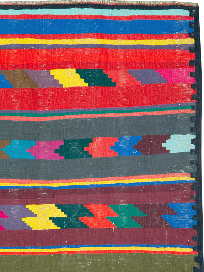 Vintage Persian Flatweave Kilim Rug (Pair: 1 of 2), No.25217 - Staging