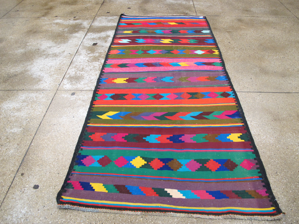 Vintage Persian Flatweave Kilim Rug (Pair: 1 of 2), No.25217 - Staging
