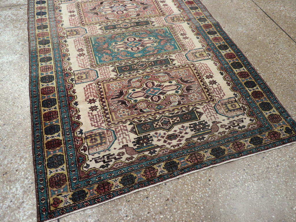 Vintage Persian Veece Throw Rug, No.25222 - Staging