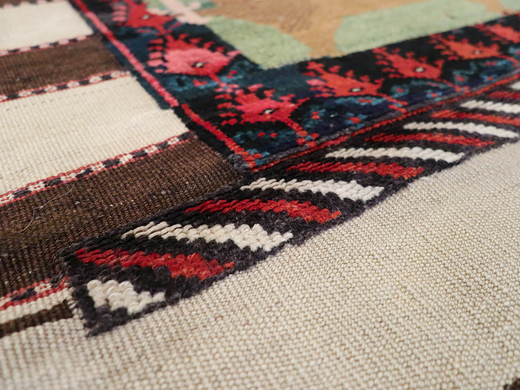 Vintage Persian Bakhtiari Pictorial Rug, No.25259 - Staging