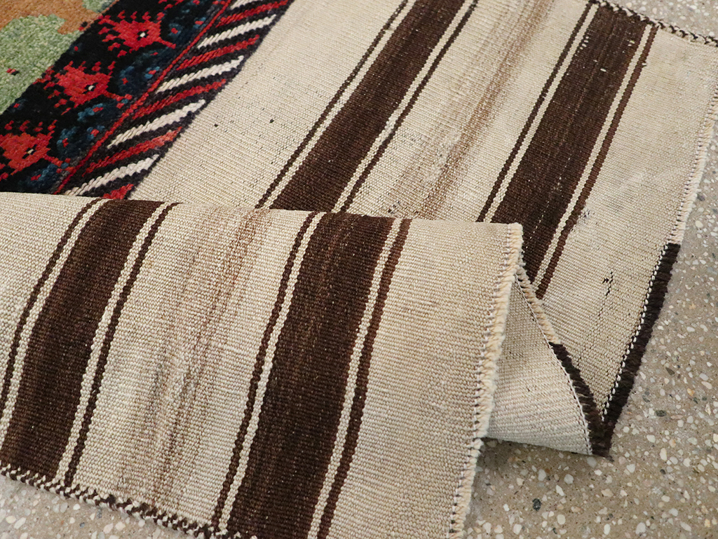 Vintage Persian Bakhtiari Pictorial Rug, No.25259 - Staging