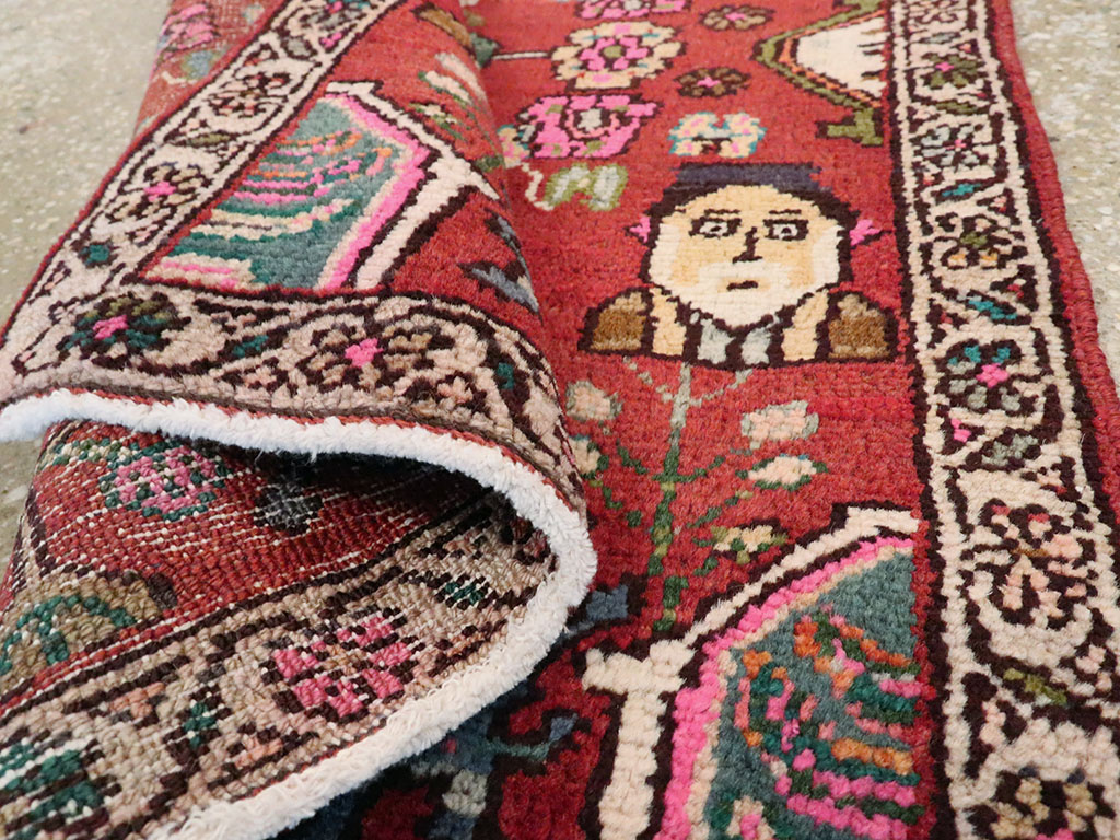 Vintage Hamadan Pictorial Rug, No.25260 - Staging