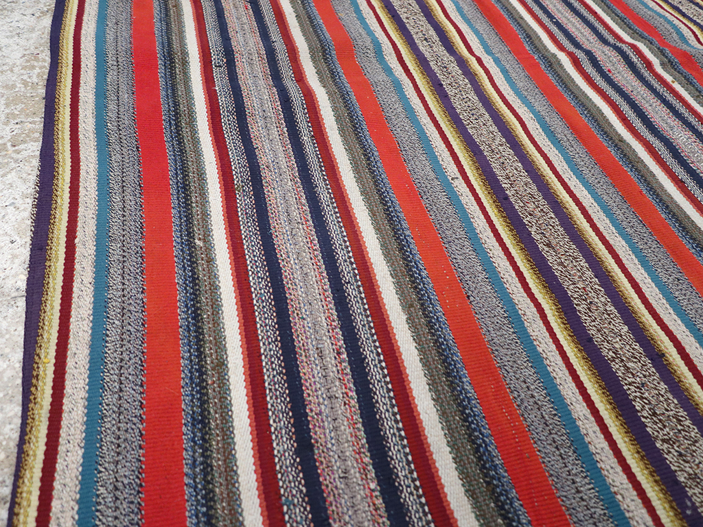 Vintage Persian Flatweave Kilim Accent Rug, No.25268 - Staging