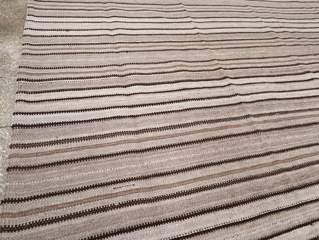 Vintage Persian Flatweave Kilim Room Size Carpet, No.25272 - Staging