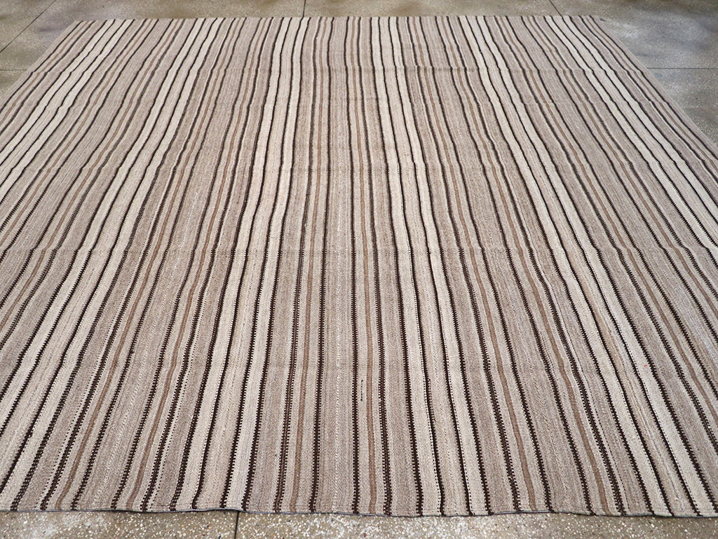 Vintage Persian Flatweave Kilim Room Size Carpet, No.25272 - Staging