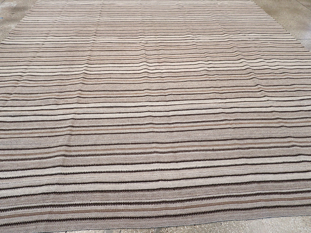 Vintage Persian Flatweave Kilim Room Size Carpet, No.25272 - Staging