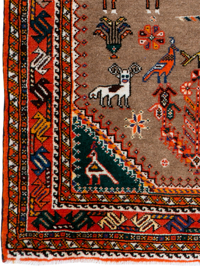 Vintage Persian Shiraz Pictorial Rug, No.25297 - Staging