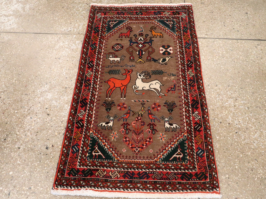Vintage Persian Shiraz Pictorial Rug, No.25297 - Staging