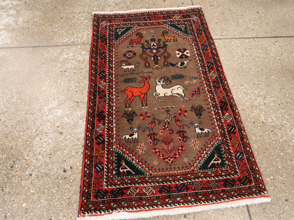 Vintage Persian Shiraz Pictorial Rug, No.25297 - Staging