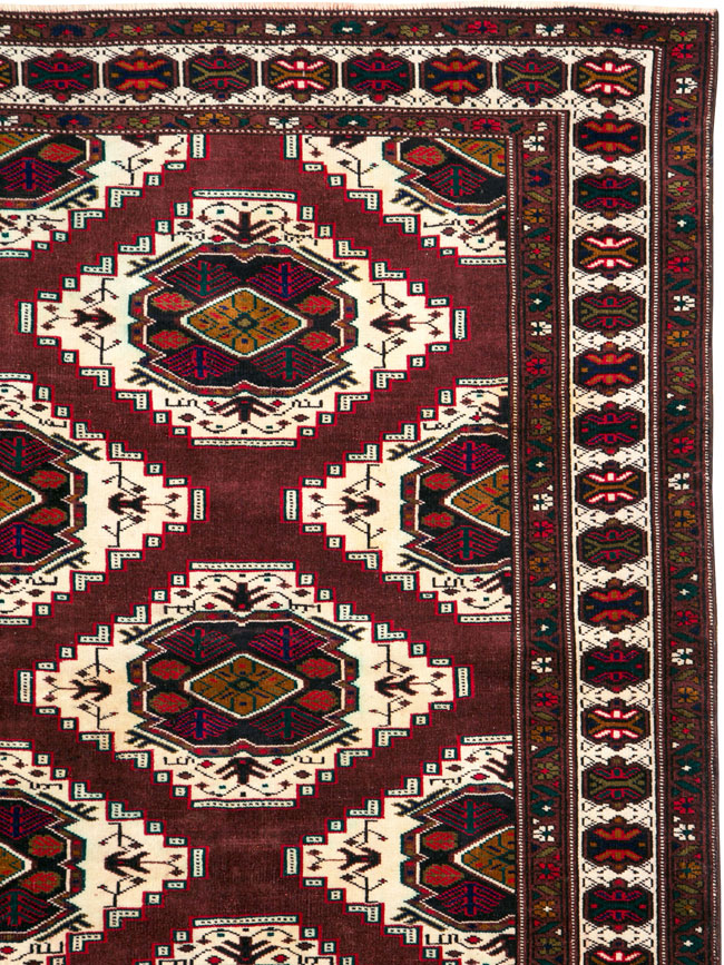 Vintage Central Asian Turkoman Carpet, No.25323 - Staging
