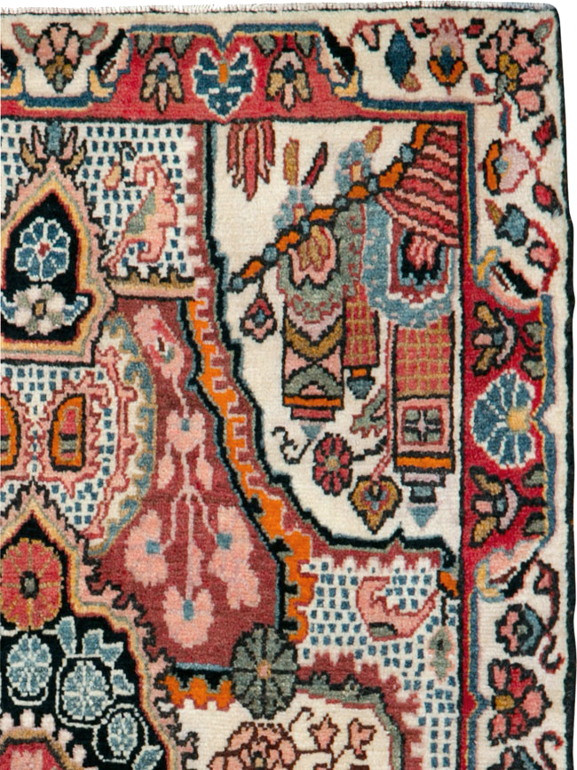 Vintage Persian Sarouk Rug, No.25325 - Staging