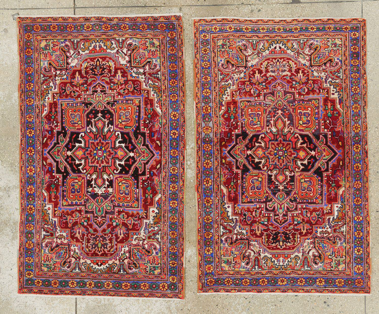 Vintage Persian Heriz Throw Rug (Pair: 2 of 2), No.25377 - Staging