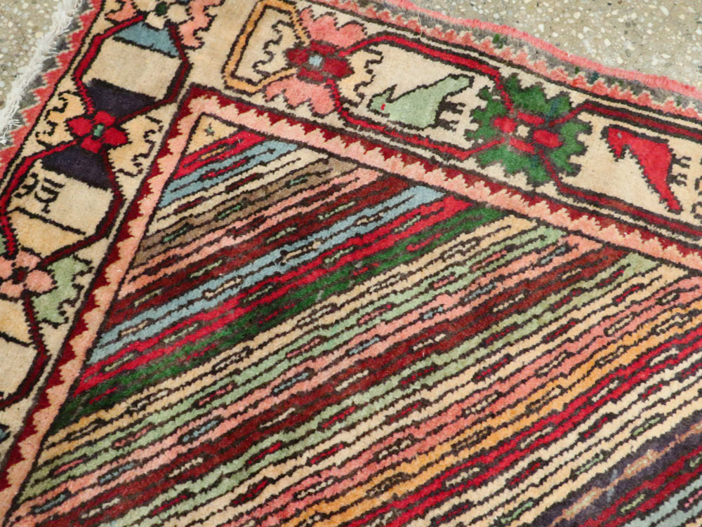 Vintage Persian Shiraz Rug, No.25379 - Staging