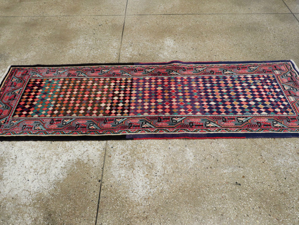 Vintage Persian Mahal Runner, No.25403 - Staging