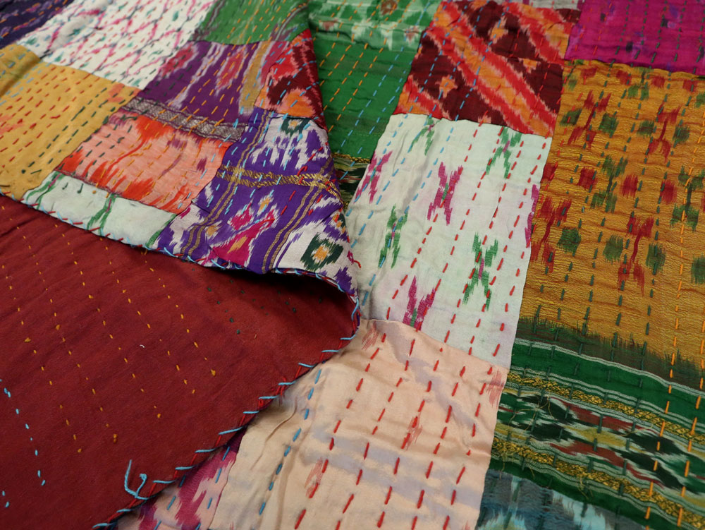 Vintage Persian Textile, No.25462 - Staging