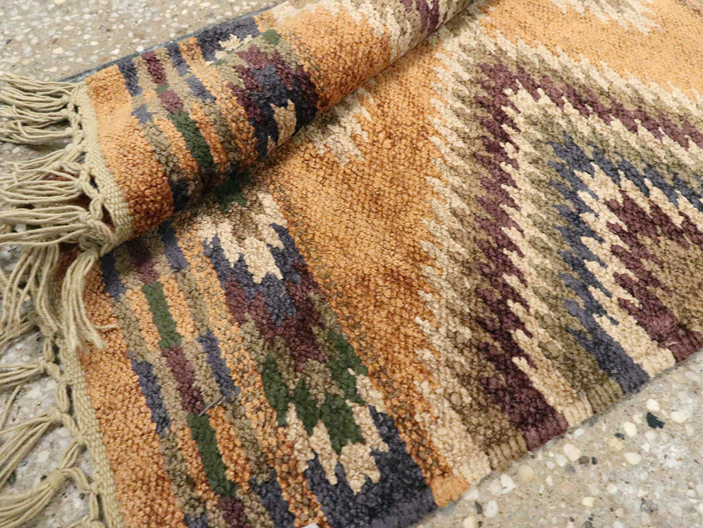 Vintage Indian Flatweave Kilim, No.25465 - Staging