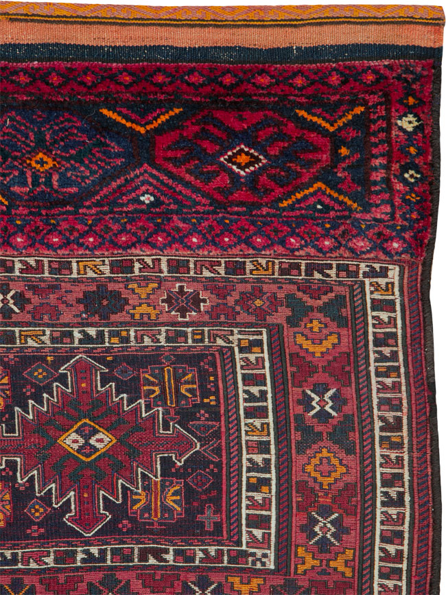 Vintage Persian Bakhtiari Bag Face, No.25517 - Staging