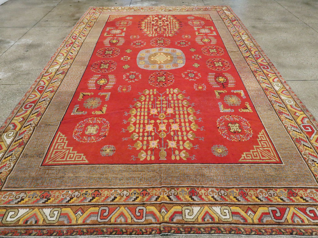 Vintage East Turkestan Khotan Carpet, No.25542 - Staging