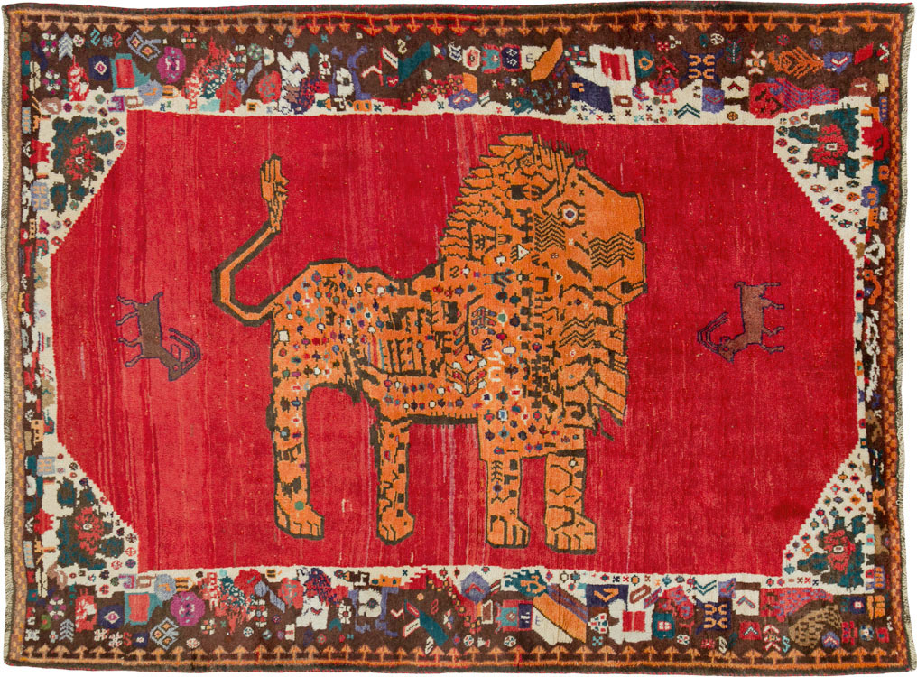 Vintage Persian Shiraz Pictorial Rug, No.25549 - Staging