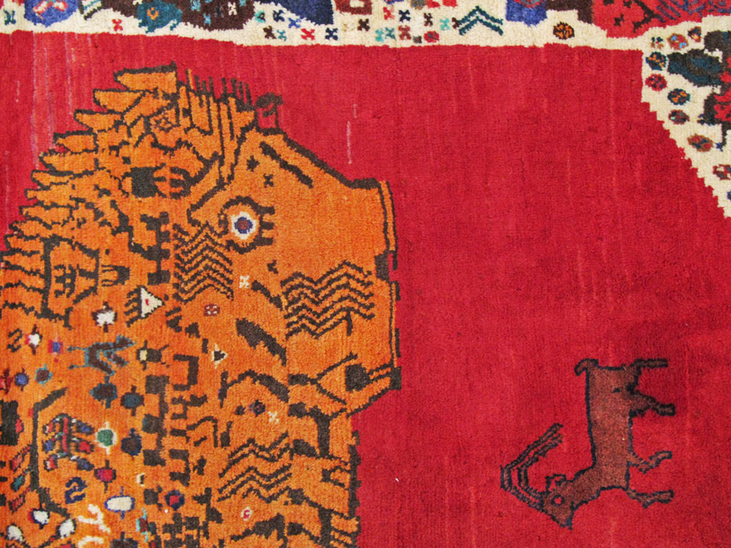 Vintage Persian Shiraz Pictorial Rug, No.25549 - Staging