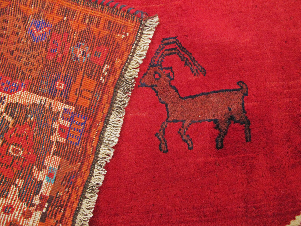 Vintage Persian Shiraz Pictorial Rug, No.25549 - Staging